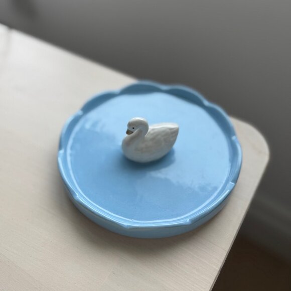 Ceramic Swan Ring Holder Dish – Jewelry Tray Vanity Decor - Picture 2 of 8